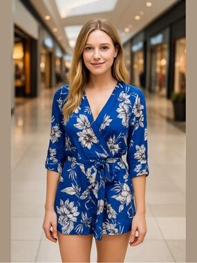 Yumi Kim Floral Wrap-Style Liz Romper size S‎